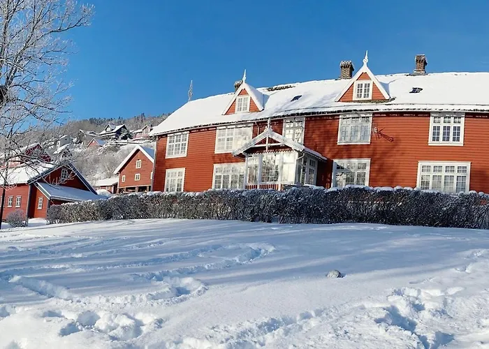 Vandrarhem Folkehogskule *